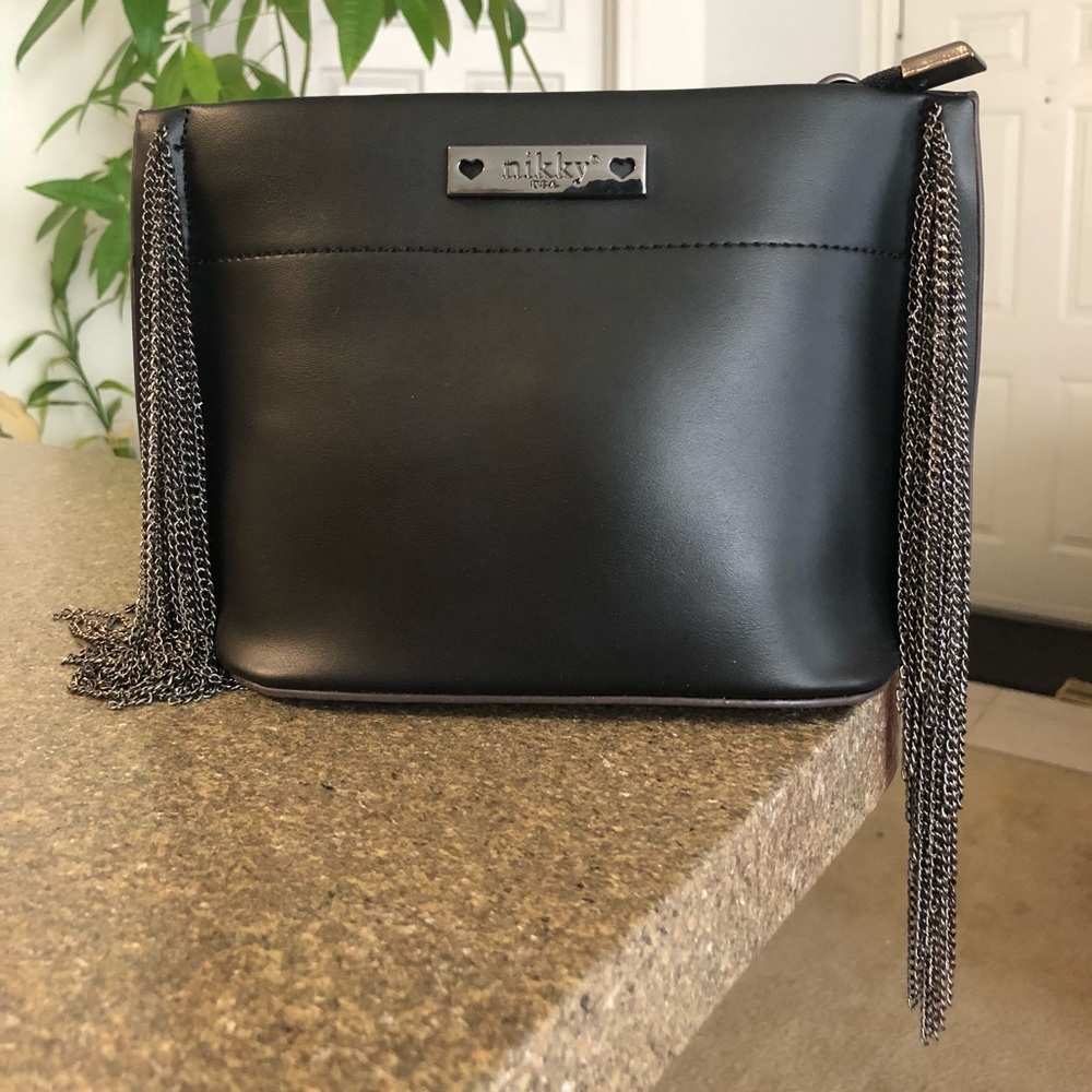 Mirit Chain Strap Crossbody